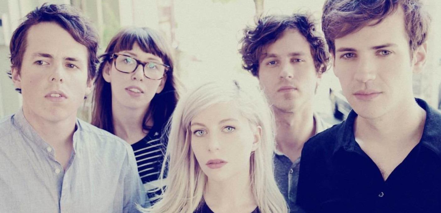 ALVVAYS + MOON KING