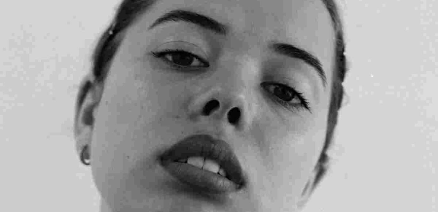 [+]NILÜFER YANYA[+] [-]+ TRISTAN[-]