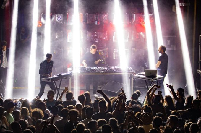 Acid Arab (Live)