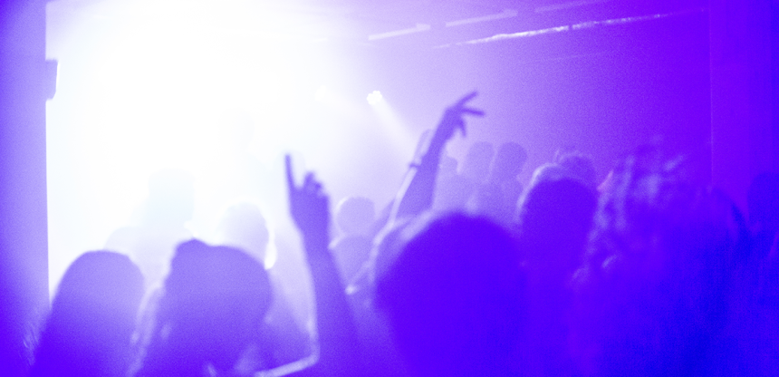 Vacature: polyvalent podiumtechnicus nightlife (V/M/X) (op freelance basis)