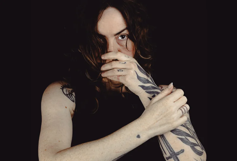 270414-emma-ruth-rundlewebsite.png