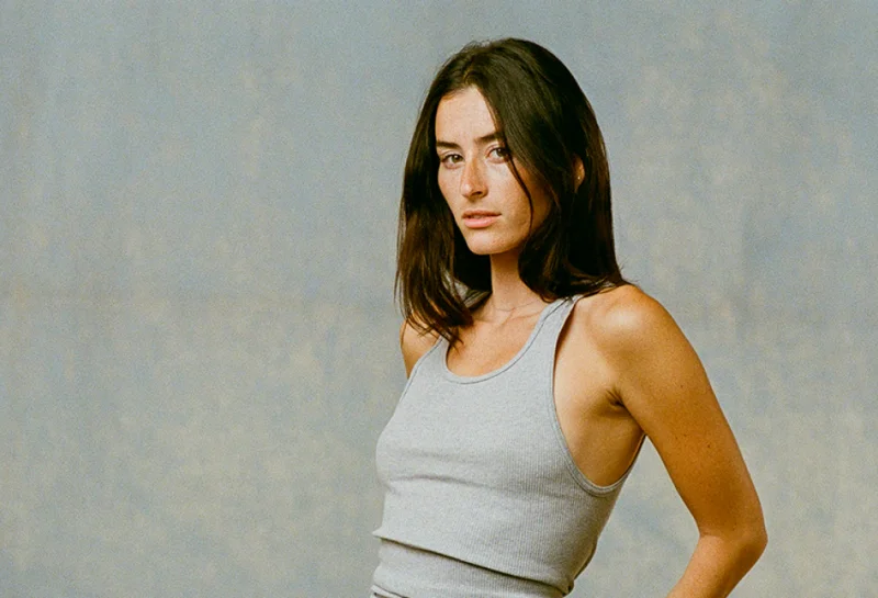 stella-leftywebsite (1).png